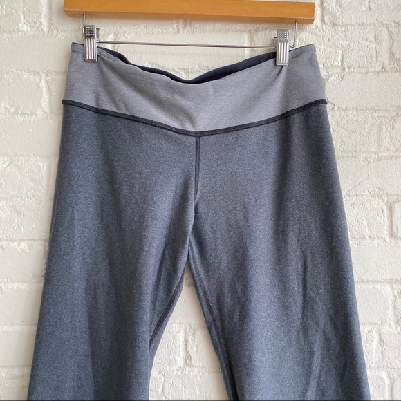 Lululemon Capri Athletic Pants Gray Sz 8 - Picture 12 of 16